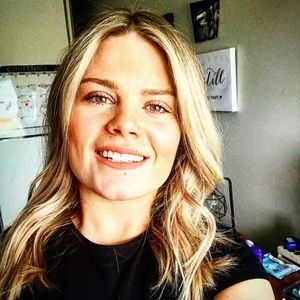 Meet your Posher, Kayla